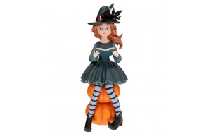 Διακοσμητική φιγούρα Halloween από πολυρεζίνη με μάγισσα πάνω σε κολοκύθες 14x15x33 εκ