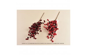 Χριστουγεννιάτικο διακοσμητικό κλαδί με berries σε μπορντό και κόκκινη απόχρωση σετ τεσσάρων τεμαχίων 60 εκ