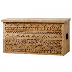 Raw Wood ξύλινο σκαλιστό μπαούλο αποθήκευσης σε φυσική απόχρωση με ανάγλυφα γεωμετρικά μοτίβο 85×35×45 εκ