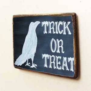 Halloween trick or treat ξύλινο χειροποίητο μαγνητάκι 8x6 εκ