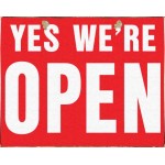 Yes we are open ξύλινος πίνακας σε κόκκινο χρώμα