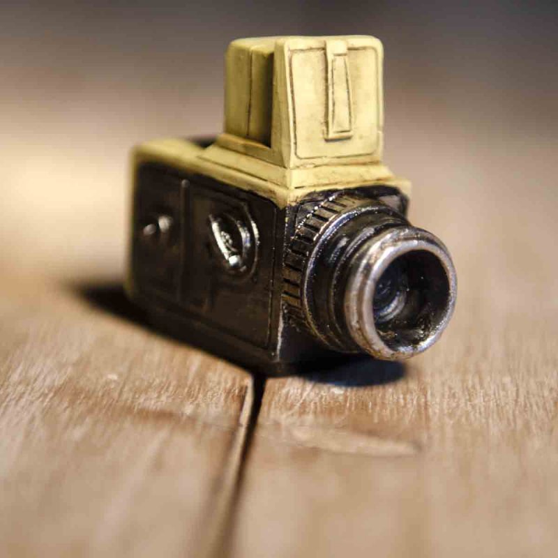 Μινιατούρα μεταλλική φωτογραφική μηχανή vintage 6x5 εκ