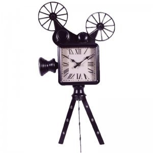 Μεταλλικό vintage ρολόι κινηματογραφική κάμερα σε μαύρ&omicro