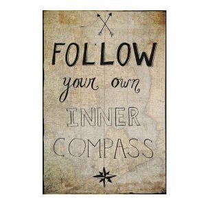 Follow your inner compass vintage ξύλινο πινακάκι