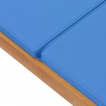 Ξαπλώστρα από μασίφ ξύλο teak με γαλάζιο μαξιλάρι