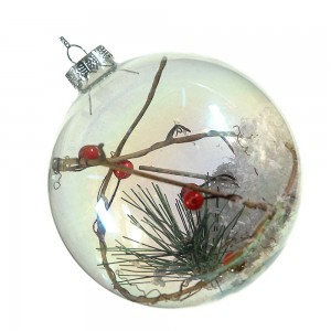 Χριστουγεννιάτικη διάφανη μπάλα με χιόνι και πευκοβελόνες 10 εκ